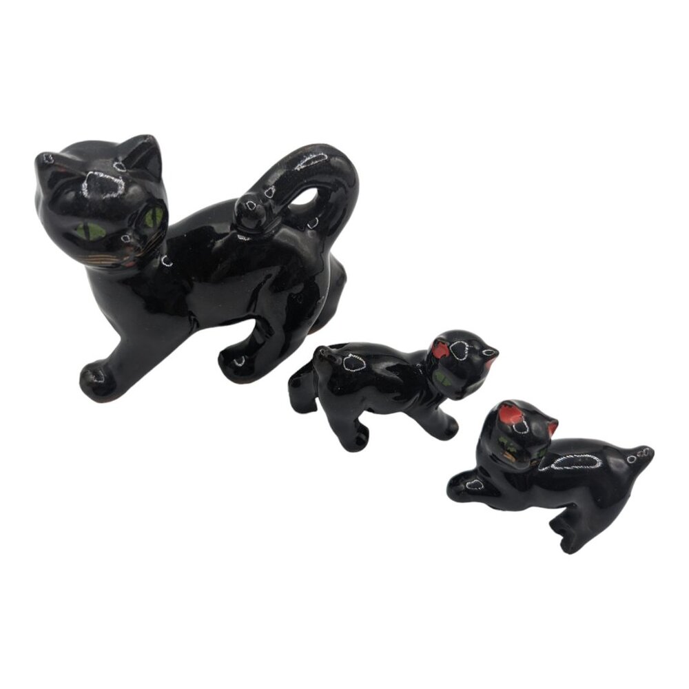 Vintage Ceramic Black Cats Mama with Two Kittens Kitschy Figurines MCM Redware - Picture 4 of 13